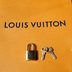 #319 Louis Vuitton Padlock & 2 Keys